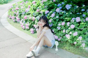 YiTuYu Art Language Vol.4477: Xiao Yi Mei Mei Cute Photography Gallery - image 22