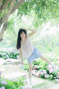 YiTuYu Art Language Vol.4477: Xiao Yi Mei Mei Cute Photography Gallery - image 17