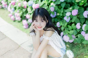 YiTuYu Art Language Vol.4477: Xiao Yi Mei Mei Cute Photography Gallery - image 29