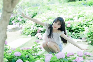 YiTuYu Art Language Vol.4477: Xiao Yi Mei Mei Cute Photography Gallery - image 21