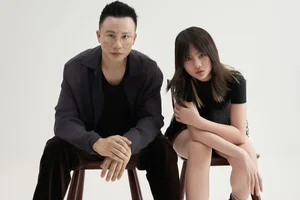 Singer Hoang Bach’s Daughter Meo Meo Grows Up Beautifully at 12 - image 2