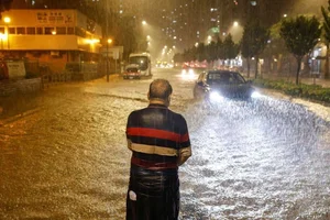 Hong Kong Paralysed by Record-Breaking Rainfall in 140 Years - image 0