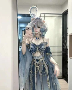 Stunning Furina Cosplay Gallery: 212+ Mesmerizing Genshin Impact Cosplays - image 7