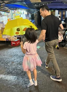 Phan Nhu Thao’s Daughter Shows Preference for Dad Duc An in Sweet Family Moments - image 5