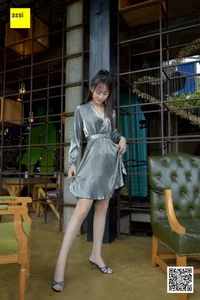 IESS Sixiangjia 140: Zizi's Elegant Sheer Hosiery and Sandal Style - image 29