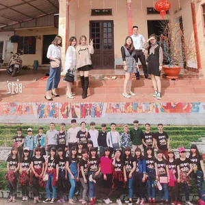 The Reality of Tet Class Reunions: From Crowds to Empty Chairs - image 1