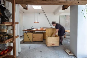 The Urban Recycled Home: Transforming Old Materials into Flexible Living Spaces - image 28