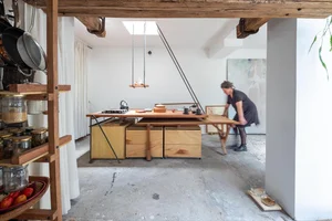 The Urban Recycled Home: Transforming Old Materials into Flexible Living Spaces - image 12