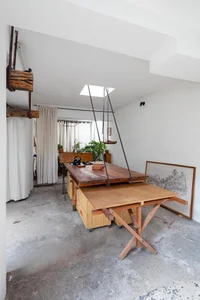 The Urban Recycled Home: Transforming Old Materials into Flexible Living Spaces - image 29