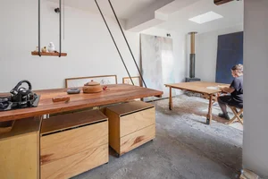 The Urban Recycled Home: Transforming Old Materials into Flexible Living Spaces - image 3