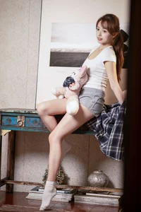 YiTuYu Art Language Vol.9516: Xiao Yi Elegant Portrait Gallery - image 3