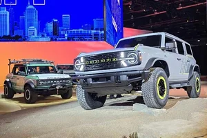 Unveiling the 2027 Ford Bronco RTR: Enhanced Off-Road Performance Meets Incredible Value - image 9