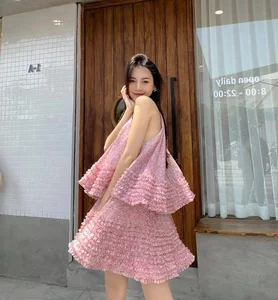 Former Flight Attendant Beauty Queen Mistaken for Student in Youthful Outfit - image 2