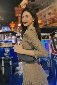 Miss Universe Vietnam Bui Quynh Hoa Stunning Everyday Casual Looks - image 10