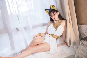 Sakurai Ningning: The Ethereal White Cat Girl Cosplay Aesthetic - image 35