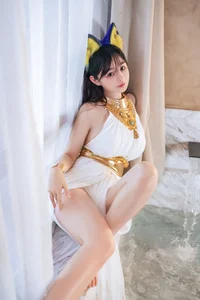 Sakurai Ningning: The Ethereal White Cat Girl Cosplay Aesthetic - image 27
