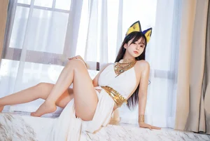Sakurai Ningning: The Ethereal White Cat Girl Cosplay Aesthetic - image 15