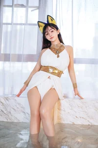 Sakurai Ningning: The Ethereal White Cat Girl Cosplay Aesthetic - image 11