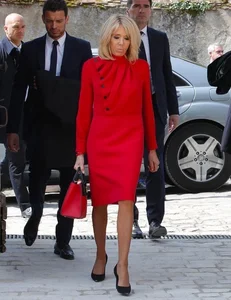 The Timeless Elegance of Brigitte Macron: A Masterclass in Modern French First Lady Fashion - image 4