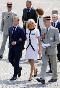 The Timeless Elegance of Brigitte Macron: A Masterclass in Modern French First Lady Fashion - image 3