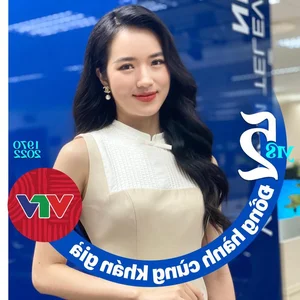 The Radiant Beauty and Professional Style of VTV Weather Forecast Presenters - image 2