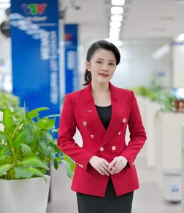 The Radiant Beauty and Professional Style of VTV Weather Forecast Presenters - image 28