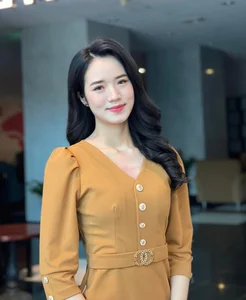 The Radiant Beauty and Professional Style of VTV Weather Forecast Presenters - image 8