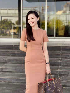 The Radiant Beauty and Professional Style of VTV Weather Forecast Presenters - image 57