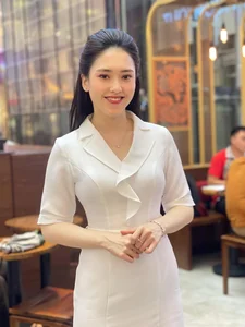 The Radiant Beauty and Professional Style of VTV Weather Forecast Presenters - image 7