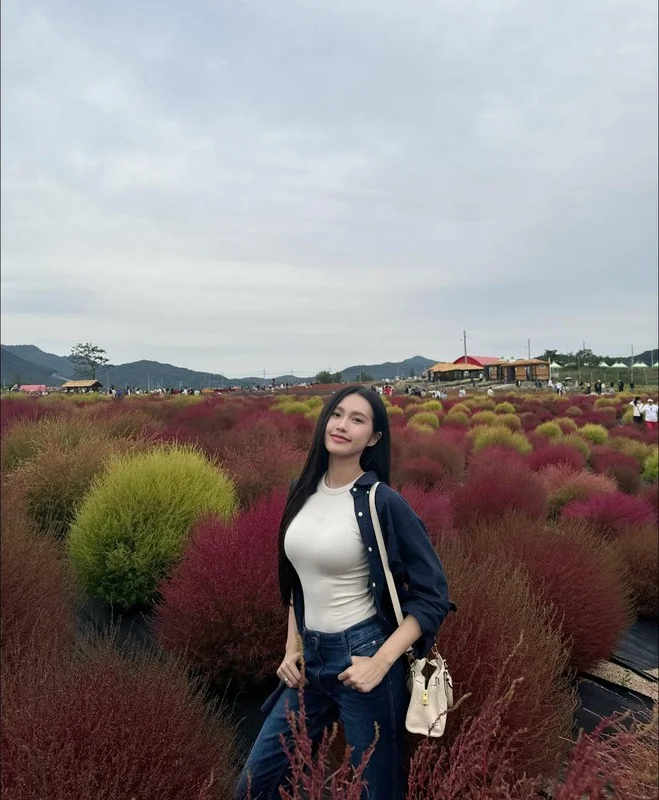Miss Vietnam 2020 Top 10 Finalist Reveals Stunning Postpartum Beauty