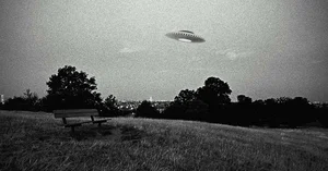 Mysterious UFO Sightings Over America's Most Secret Locations Revealed - image 2