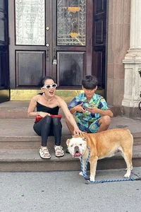 Singer Le Quyen Enjoys a Stylish New York Getaway - image 8
