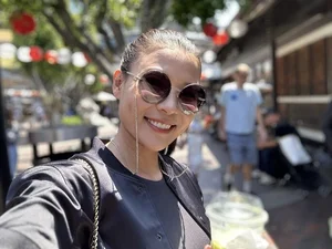Singer Le Quyen Enjoys a Stylish New York Getaway - image 7