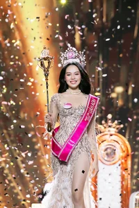 Youngest Miss Vietnam Conquers International Runway After Facing Early Criticism - image 6
