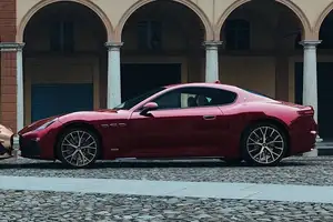 Discover the Unique Beauty of Maserati GranTurismo Meccanica Lirica: An Iconic Italian Sports Car - image 1