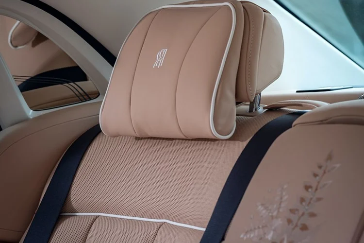 Inside the Bespoke Rolls-Royce Phantom Dentelle: Elegance Personified