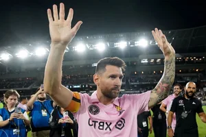 A-List Celebrities and Hollywood Stars Gather to Watch Lionel Messi Play - image 5