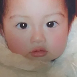 K-Pop Idol Reveals the Exact Moment She Realized She Was Beautiful - image 2