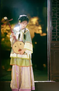 Timeless Elegance of Yi Zhi Shu Zi Jun in YiTuYu Vol.8947 Art Language - image 5