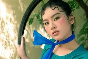 The Stunning Sister of a Beauty Queen: Future Pageant Star? - image 1