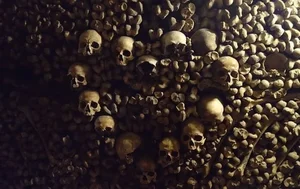 Haunting Secrets of the Paris Catacombs: A Journey Beneath the City - image 9
