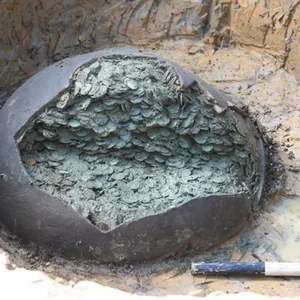 Farmer Unearths Ancient Treasure Worth Over $1 Million in Field - image 3
