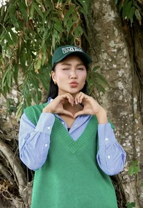 Celebrity Buzz: Le Bong Celebrates 29th Birthday and Minh Trieu Stuns in Summer Shoot - image 8