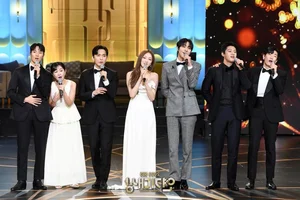 Red Carpet Controversy: Famous Actress Criticized for White Dress Choice - image 2