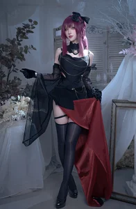 Stunning Honkai: Star Rail Kafka Cosplay by Shi Su Qing Ya - Elegant Gaming Photography and Character Costume Inspiration - image 9