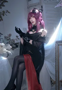 Stunning Honkai: Star Rail Kafka Cosplay by Shi Su Qing Ya - Elegant Gaming Photography and Character Costume Inspiration - image 2
