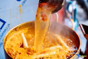 Hanoi's Famous Bun Rieu Hang Luoc Packed with Customers After Viral Criticism - image 0