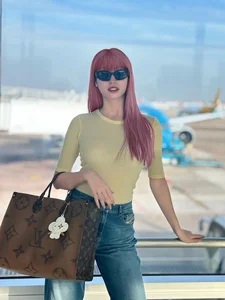Ho Ngoc Ha Stuns in Bold Beachwear During Phu Quoc Getaway - image 4