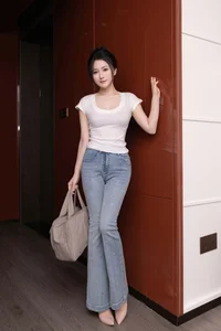 Elegant Fashion Portraiture of Yu Zi Jiang Fish: XiuRen No.10858 High-Definition Photography Collection - image 1