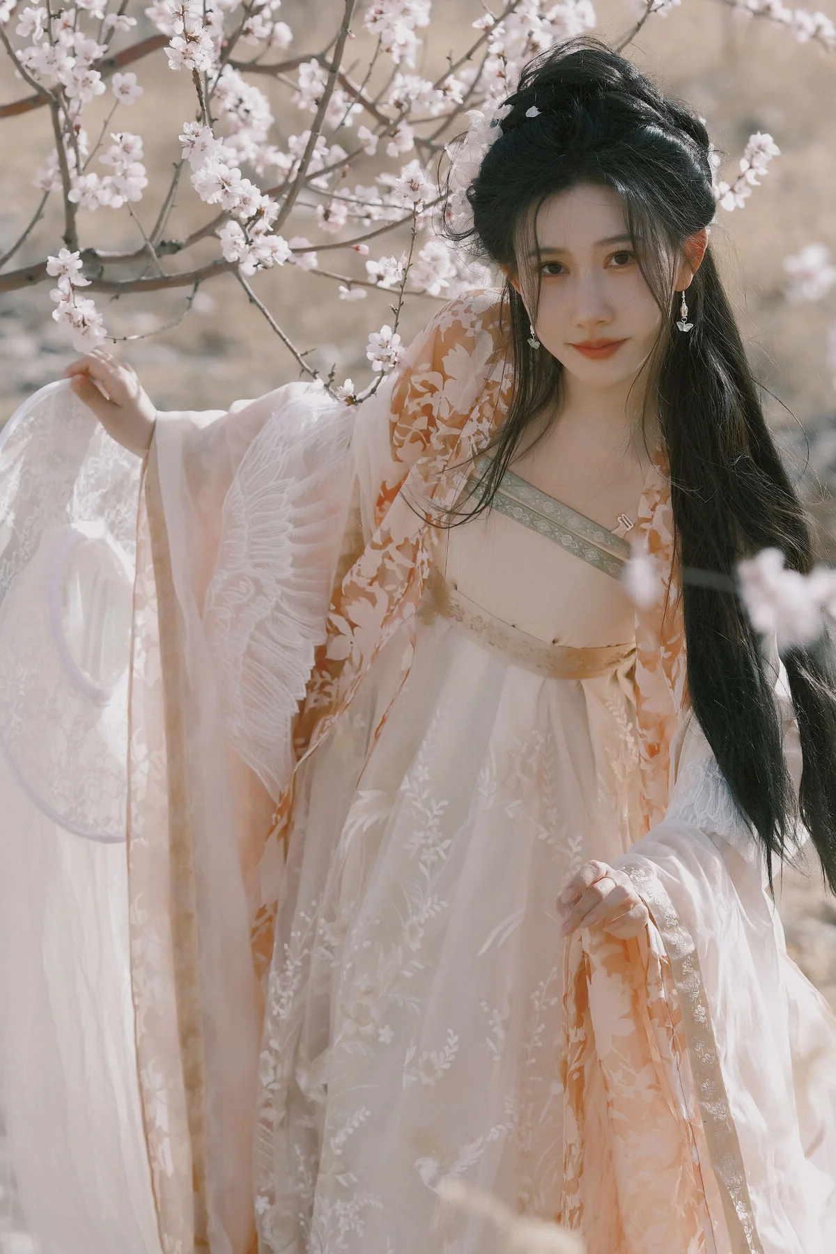 Emotional Storytelling in YiTuYu Art Language Vol.7275: Xiao Bei Ke Qing